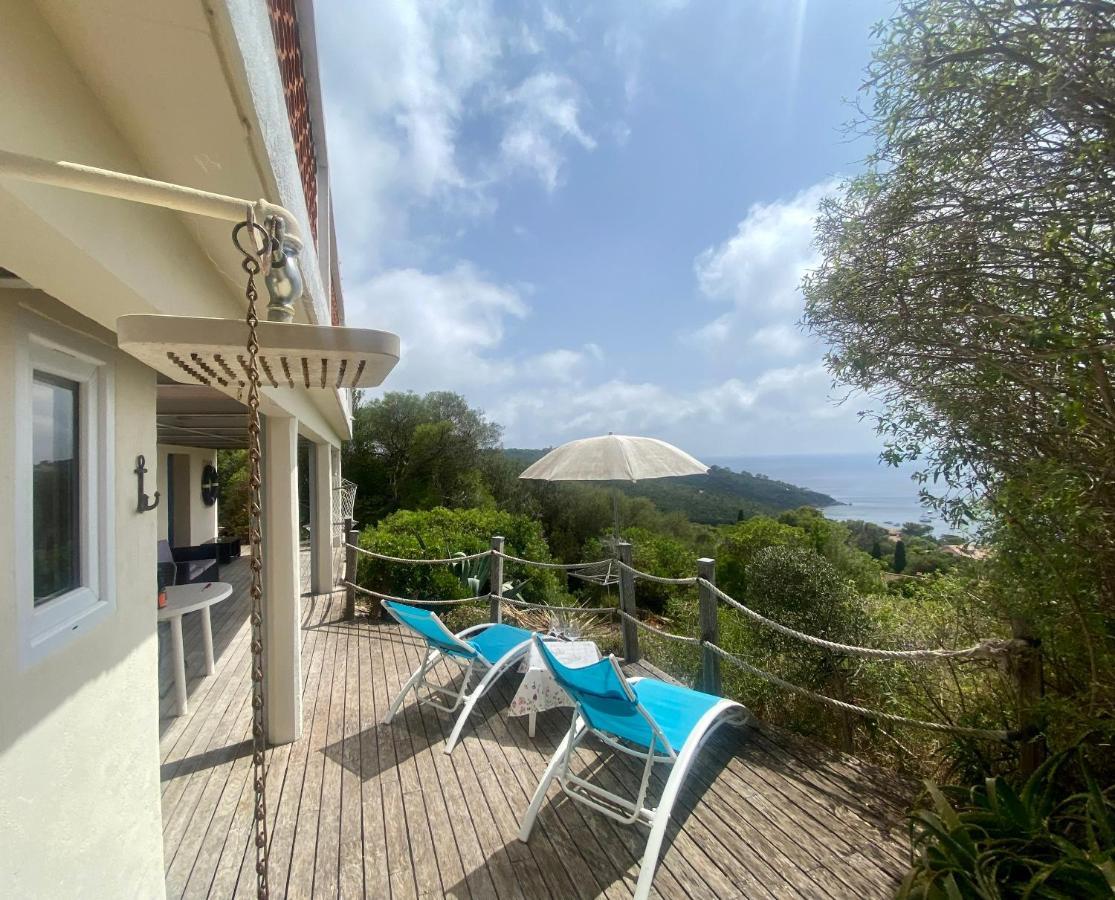 Les Oreades, Studio Le Marin Avec Vue Mer Imprenable Apartment Ile du Levant Luaran gambar